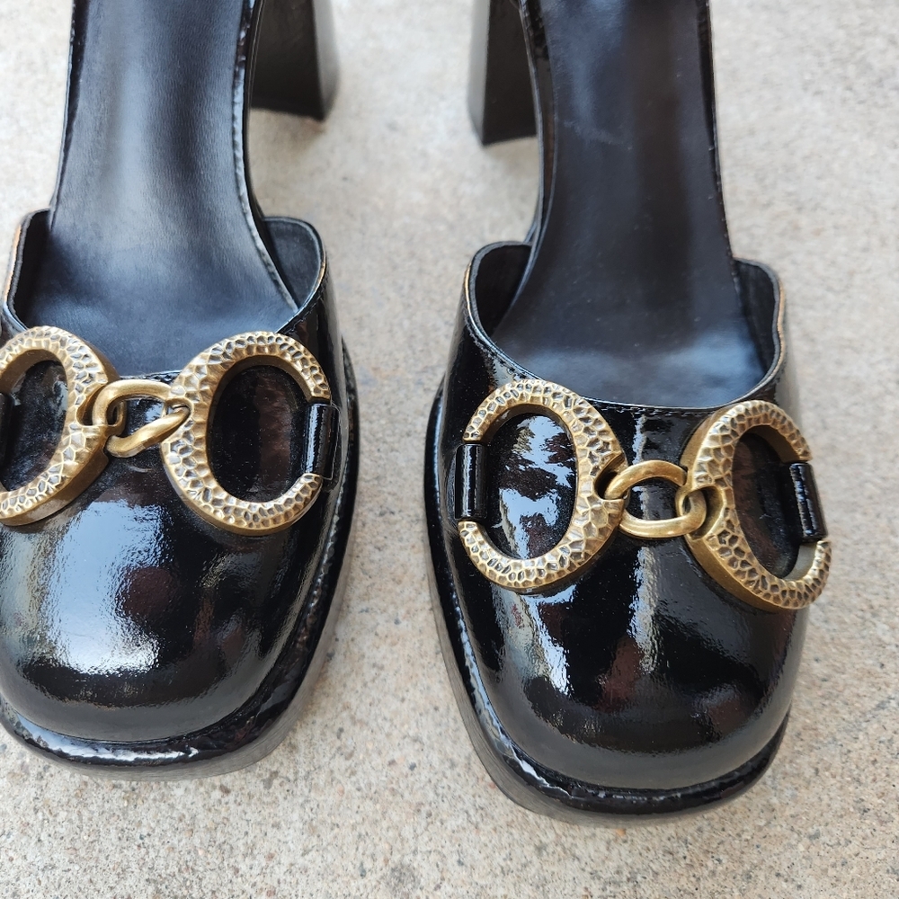 Jeannot Shoes - Picture 4 of 12
